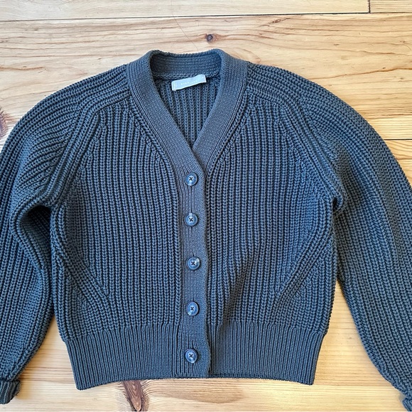 Everlane Textured Cotton Cardigan medium - Picture 2 of 6